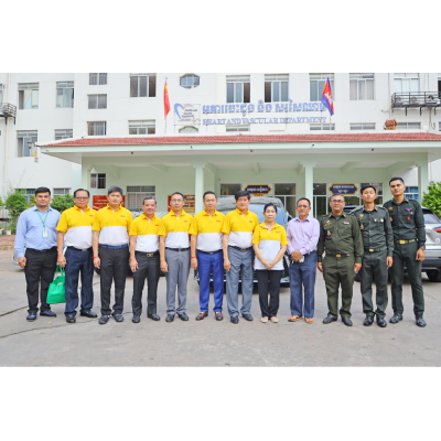 Top Management of Tela Khmer visited the wounded soldiers